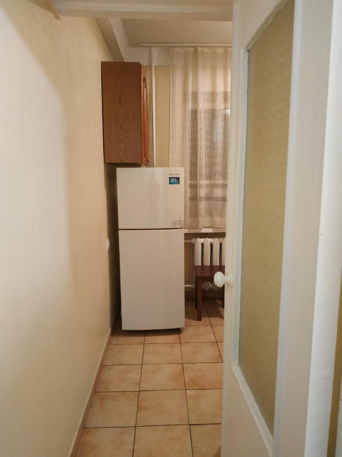 Дворец Украина Двухкомнатная Kiev Exterior foto
